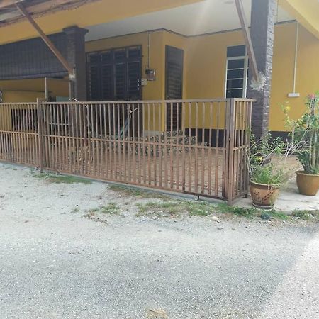 Rumah Tumpangan Di Kuala Terengganu, Terengganu Homestay D Экстерьер фото