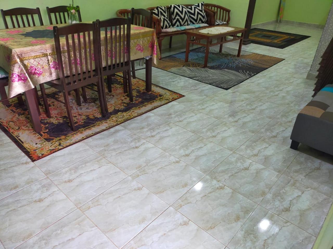 Rumah Tumpangan Di Kuala Terengganu, Terengganu Homestay D Экстерьер фото